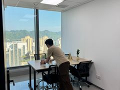 -公园前(地铁站)