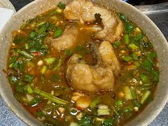 -肖肖酸萝卜鱼火锅(总店)