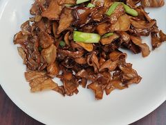 -鲁菜根·泰山菜(泰山店)