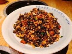 萝卜干炒田螺-吃饭皇帝大(解放西路店)