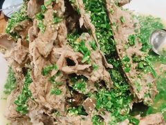 -席娜卡琳火车铁道夜市