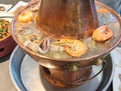-鑫渔港海鲜本地菜·山海关浑锅(东戴河店)