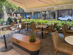 -VERIE BAKEHOUSE
