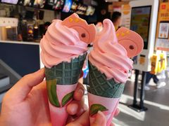 白桃华夫筒-麦当劳(廉江大道店)