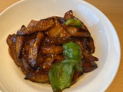 -关东小磨东北菜(上海长风大悦城店)