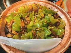牛肝菌焖饭-朱家小厨(红塔西路店)