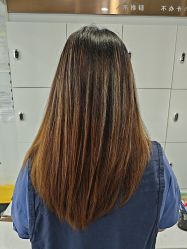 -镁连社·美联社