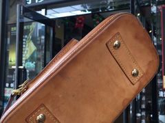 -名品国际·奢侈品养护中心(中山店)