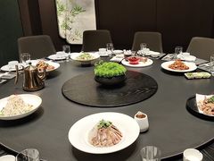 -艳阳天民俗村(公园路店)