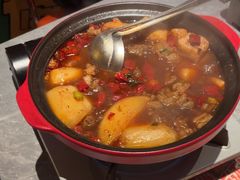 -威记烧嘢·南宁烧烤·超级生牛(绿地店)