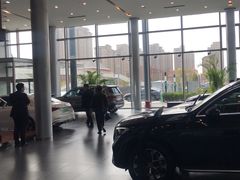 -天津波士信达奔驰4S店(卫津南路店)