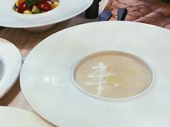 蘑菇奶油汤-红房子西菜馆(淮海中路店)