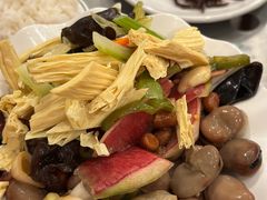 -聚首堂·特色小吃·肘子(什刹海德胜门店)