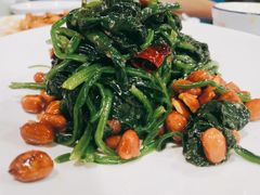 果仁菠菜-听涛雅苑百味饺子老家菜馆