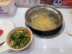 -围辣串串小火锅(李家村万达广场店)