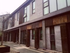 -扬州东关街文昌阁桔子水晶酒店