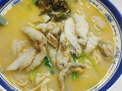 -明呈黄鱼面馆(斜土路店)