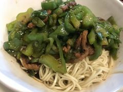 青椒肉丝盖浇面-花园茶楼(兴城西路店)