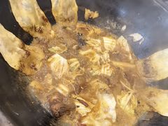 -三里屯土灶炖公鸡地锅鸡(江东店)