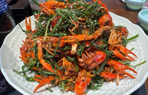 Scallion Grilled Crawfish Tails