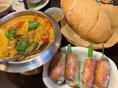 -大头虾越式风味餐厅(光明广场店)