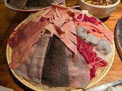 -城墙拐拐火锅(三峡广场黑金冠店)