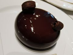 -Fridi Patisserie Cafe