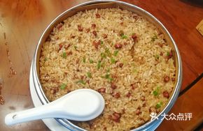Zhuang-style Red Bean and Sticky Rice Spare Ribs