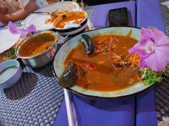-Pakwan Restaurant & Bar
