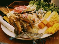 -樾餐厅泰式海鲜火锅(民歌湖店)