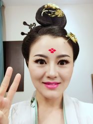 -盘子女人坊生日照·摄影馆(华强店)
