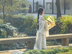 -一揽芳华汉服旗袍体验馆(拙政园店)