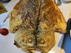 -赶海部落海鲜城(海阳路店)