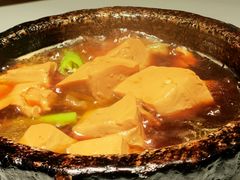 石锅豆腐-卯时·龙光雅宴·精致锡帮菜(惠山古镇店)
