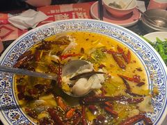 -桂二老坛酸菜鱼(三街两巷店)