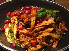 手撕扁担鸡-吃饭皇帝大(解放西路店)