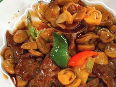 鲜菇牛肉-明本海鲜大排档·鱼生海鲜烧烤宵夜(陈家祠店)