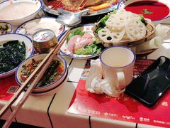 -贤合庄卤味自助火锅(新都汇店)