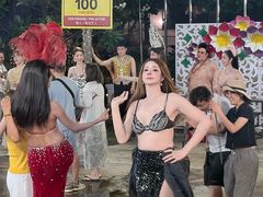-金东尼人妖秀