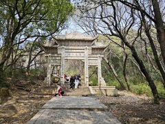 -灵岩山风景区