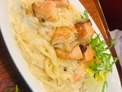 -玛格萝妮比萨屋(四平店)