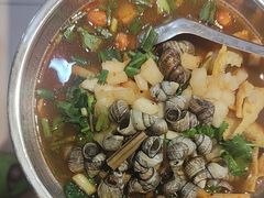 -柳州肥姨妈大骨螺蛳粉(东靖路店)