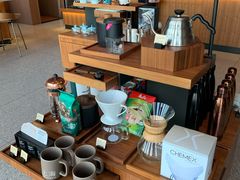 零售区-星巴克(广州百信广场东区店)