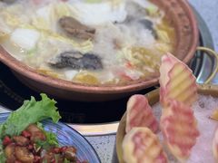 -阿婆情腊排骨火锅(金虹路店)