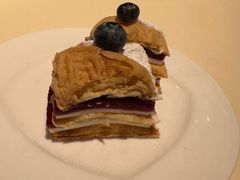 芝士蓝莓拿破仑-利苑酒家(宜安广场店)