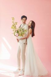 -雪中彩影婚纱摄影·微光艺术中心