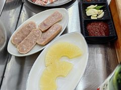 -牛信亭韩国料理·炭火烤肉(紫藤路店)