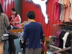 -PUMA品牌自营折扣店(苏州比斯特购物村店)