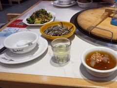 -鲁员外地锅鸡地锅鱼(龙湖江东天街店)