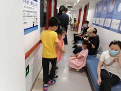 -大连何氏眼科医院